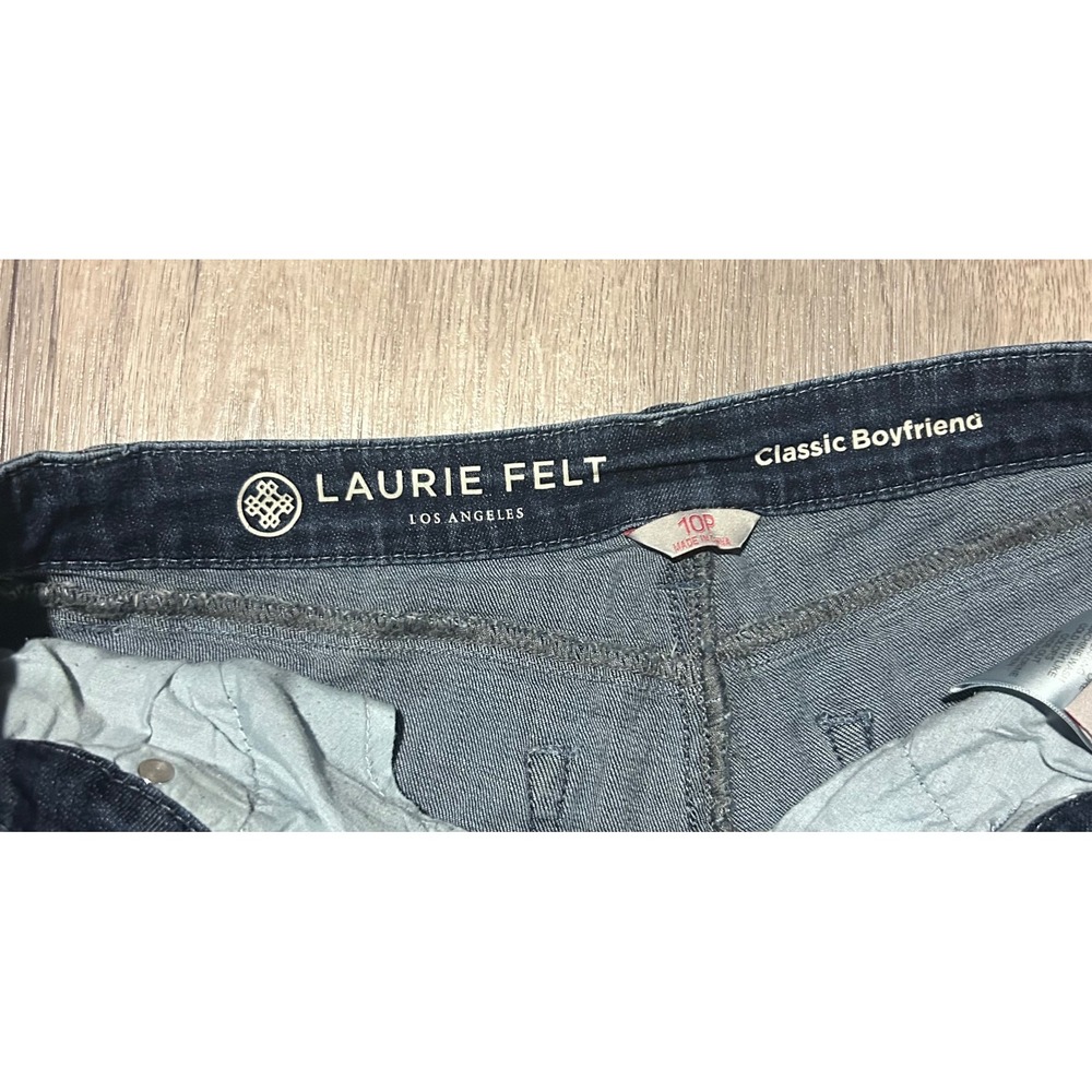 Laurie Felt Women's Boyfriend Jeans in Washed Blue Denim - Picture 3 of 4